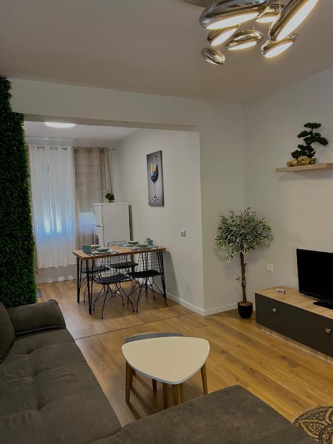 Pine Apartment טיראנה מראה חיצוני תמונה